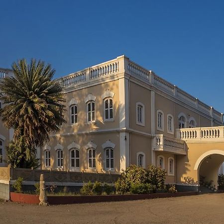 Отель Royal Oasis Wankaner Экстерьер фото